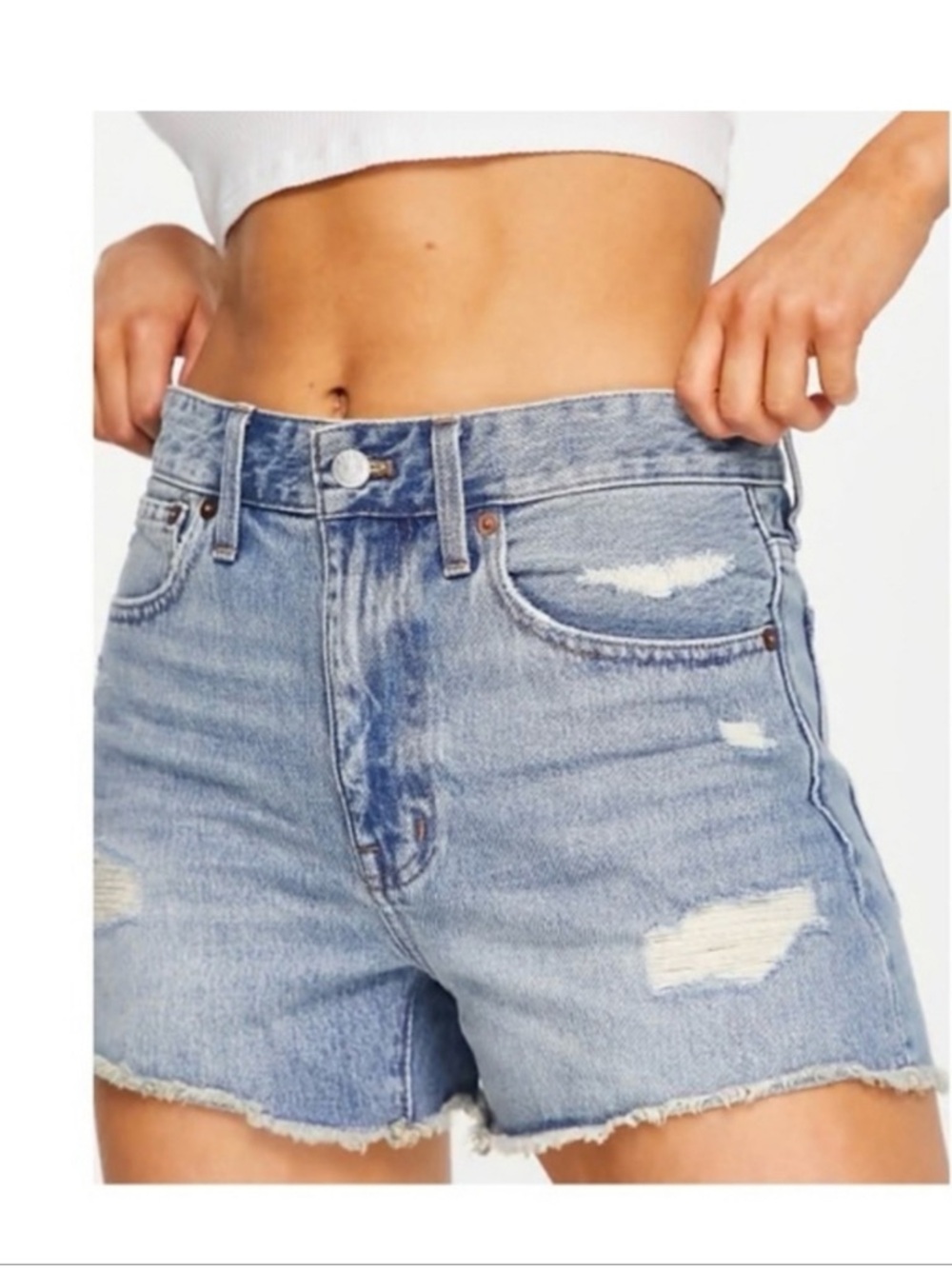 Madewell -Distressed Women's Denim Shorts - Light Blue